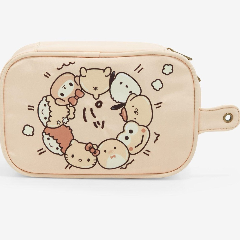 NWT Hello Kitty and Friends Makeup Bag Hot Topic